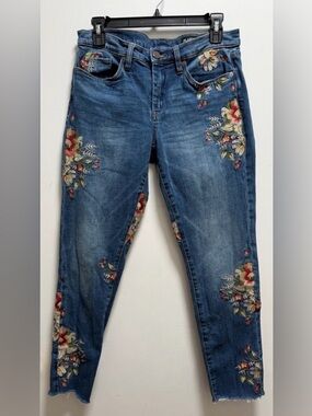 Blank NYC Blue Denim Ankle Jeans with Floral Embroidery